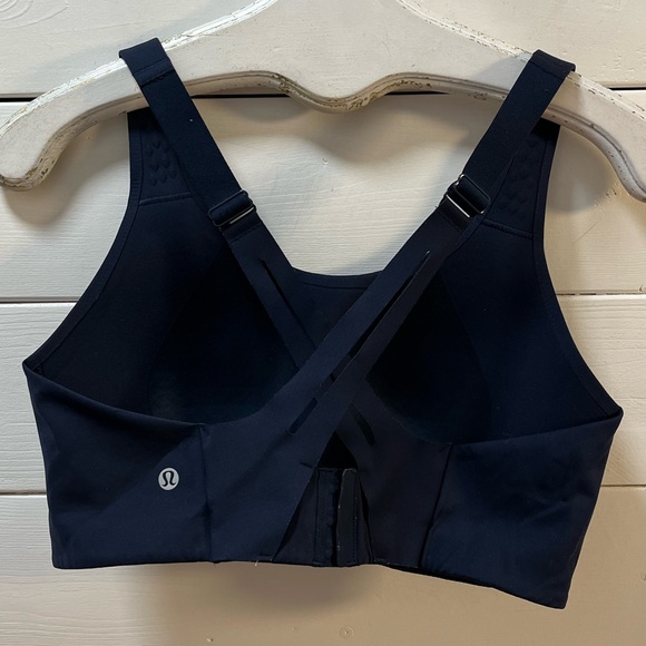 LULULEMON Navy Crossback Sports Bra 38D - Picture 4 of 8